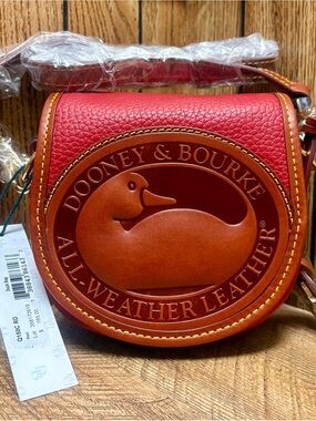 NWT Dooney & Bourke All-Weather Leather Heritage Duck Crossbody Bag Red / Tan